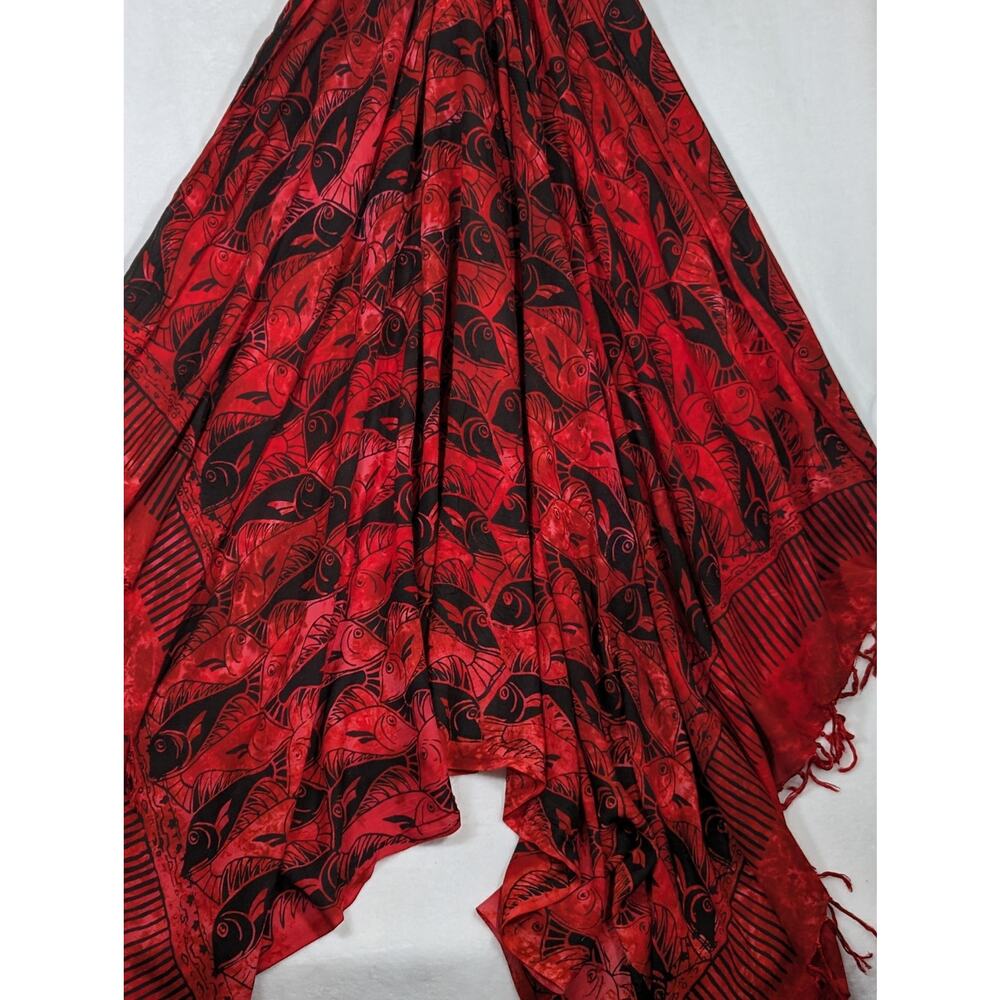 Pareo cover/up.48 x 76" Rayon Batik Red/black fish Indonesia wrap sarong - Picture 3 of 5